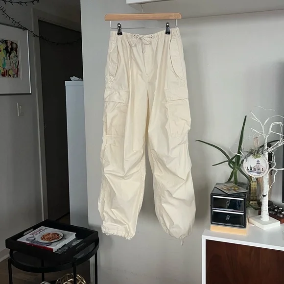 Aritzia Tna Squad Pocket Parachute Cream Elastic Waist Pants Size S - Picture 8 of 16